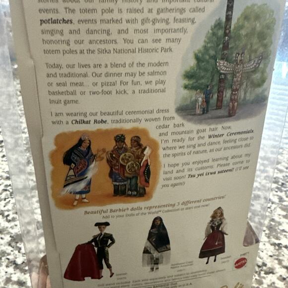 Northwest Coast Native American Barbie 1999 Collector Edition Mattel - Picture 6 of 8